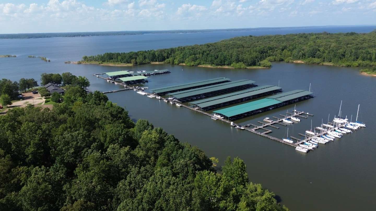Lake Time and Local Flavor: A Sardis Summer Day Guide