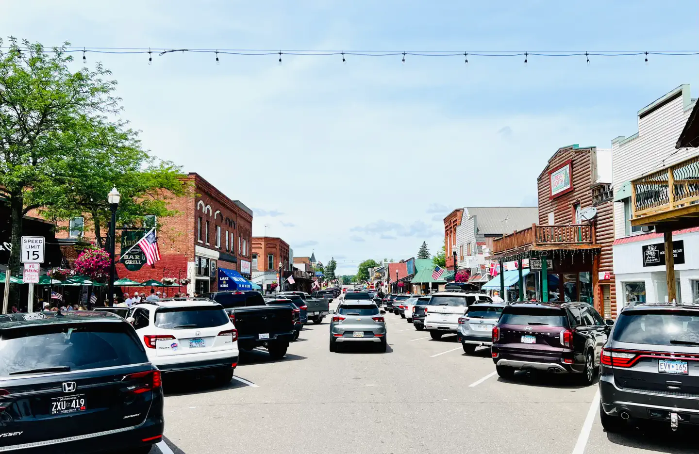Main Street Hayward: Ein Einkaufsparadies