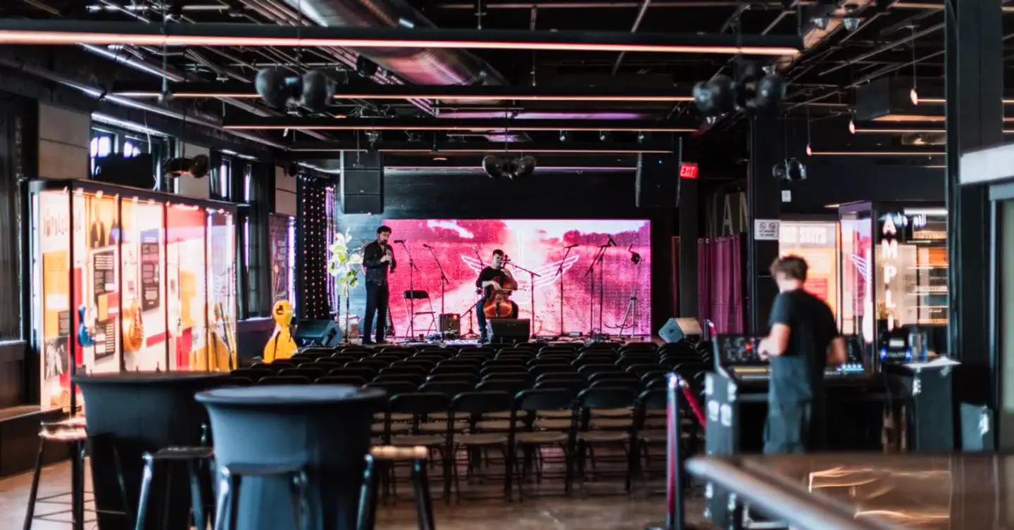 Thanksgiving in Nashville 2026: Live Music, Holiday Dining and Where to Stay
