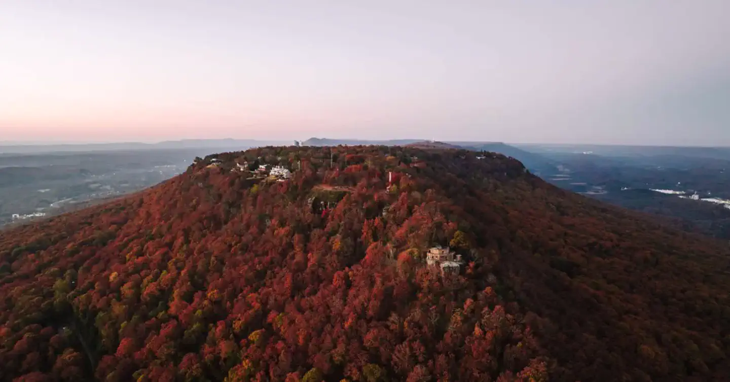 Thanksgiving Near Chattanooga 2026: Lookout Mountain Getaway and Where to Stay