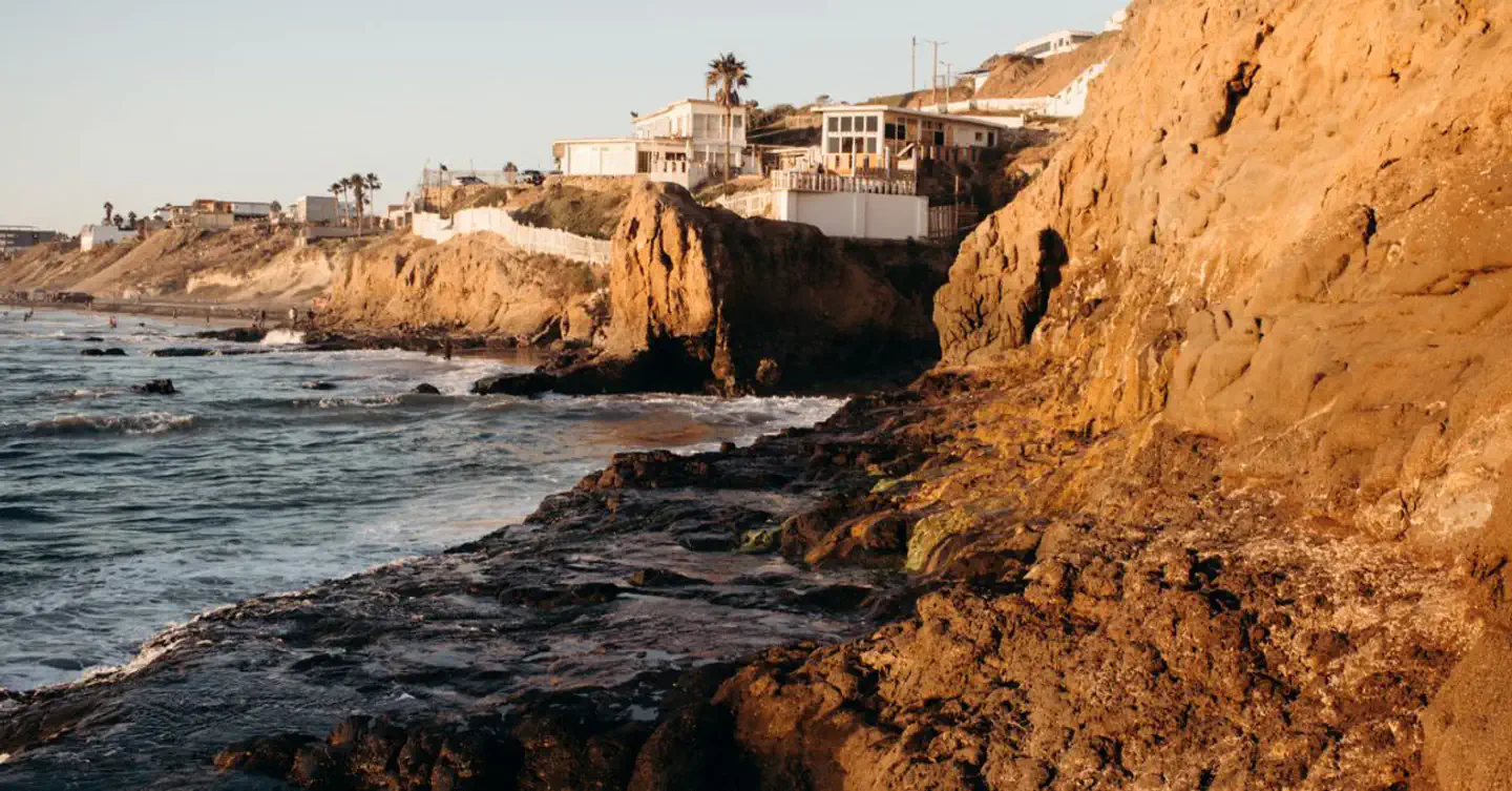 Thanksgiving Weekend in Cambria 2026: A Quiet Coastal Escape by the Sea