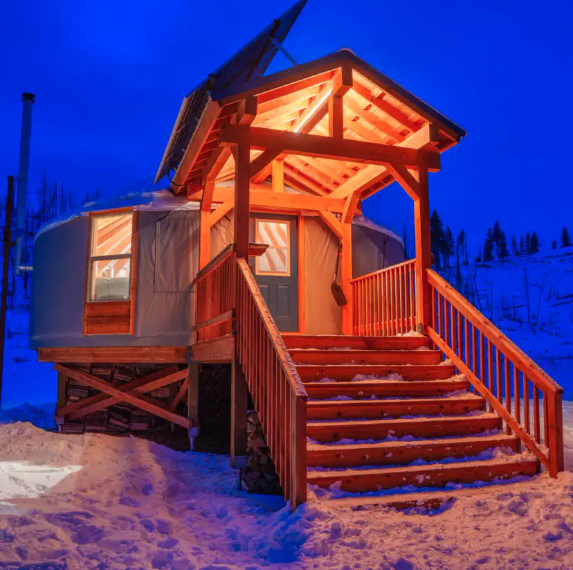Last-minute stays