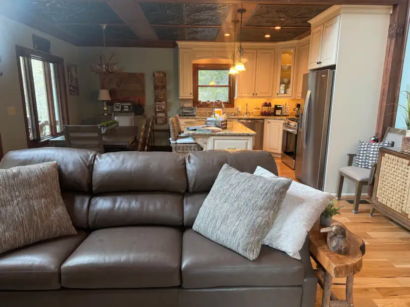 Vaulted, open and warm