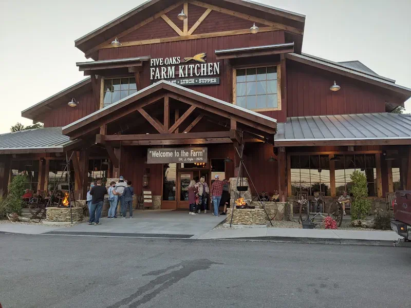 Explore Dining Options in Sevierville