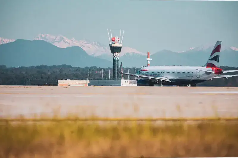 Nearest Airports to Pero, Lombardy