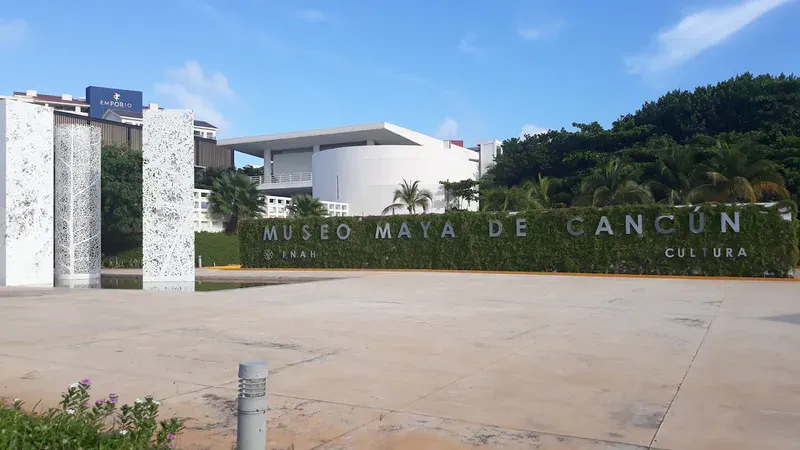 Exploring Cancún's Attractions