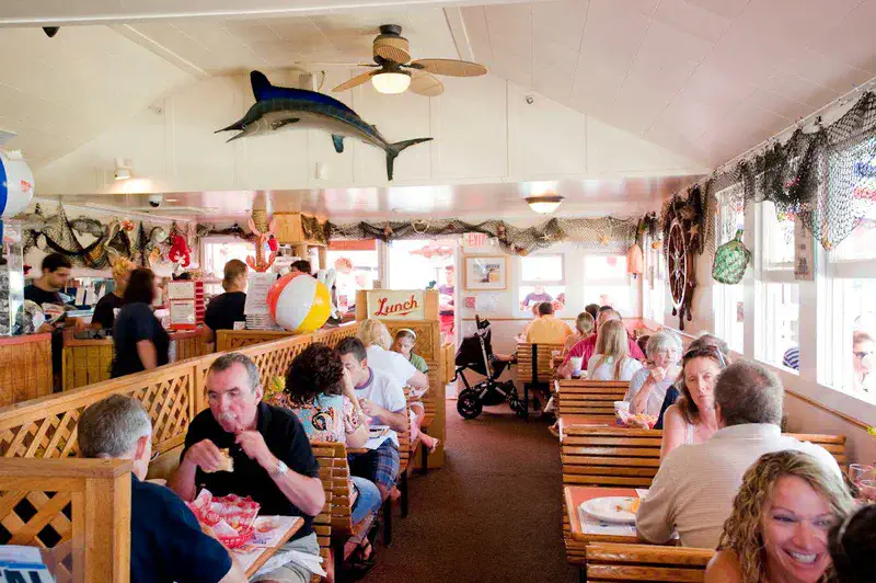 Local Favorites: Seafood and More
