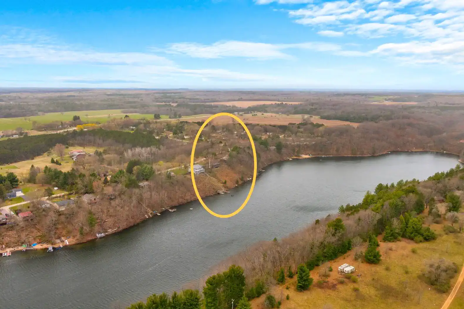 Deep Lake is a pristine 33-acre lake in Adams County, with a maximum depth of 49 feet and exceptionally clear water. As a no-wake lake, your peace and quiet are never interrupted.