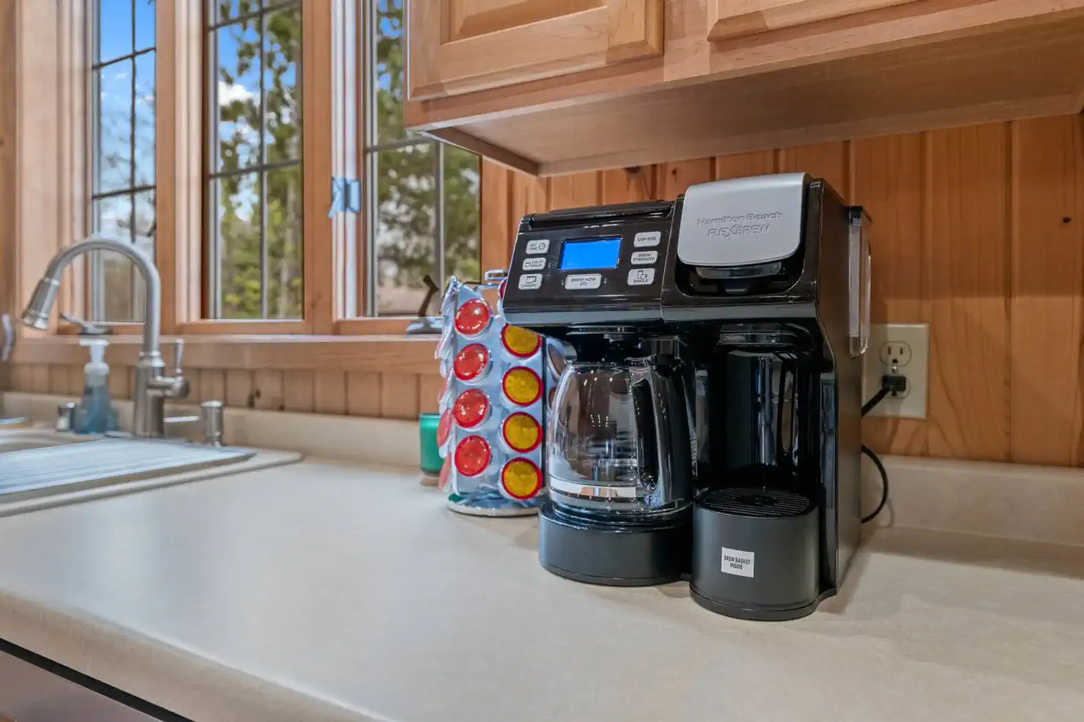 Enjoy your morning coffee or tea—choose between K-Cup or drip coffee. We provide both, along with creamers, sugars, and a selection of teas.

