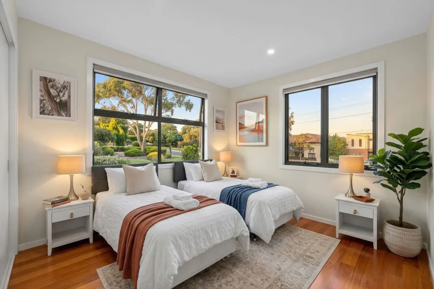 Luxury 3BR Townhouse Maidstone — Maidstone, Victoria — vacation rental