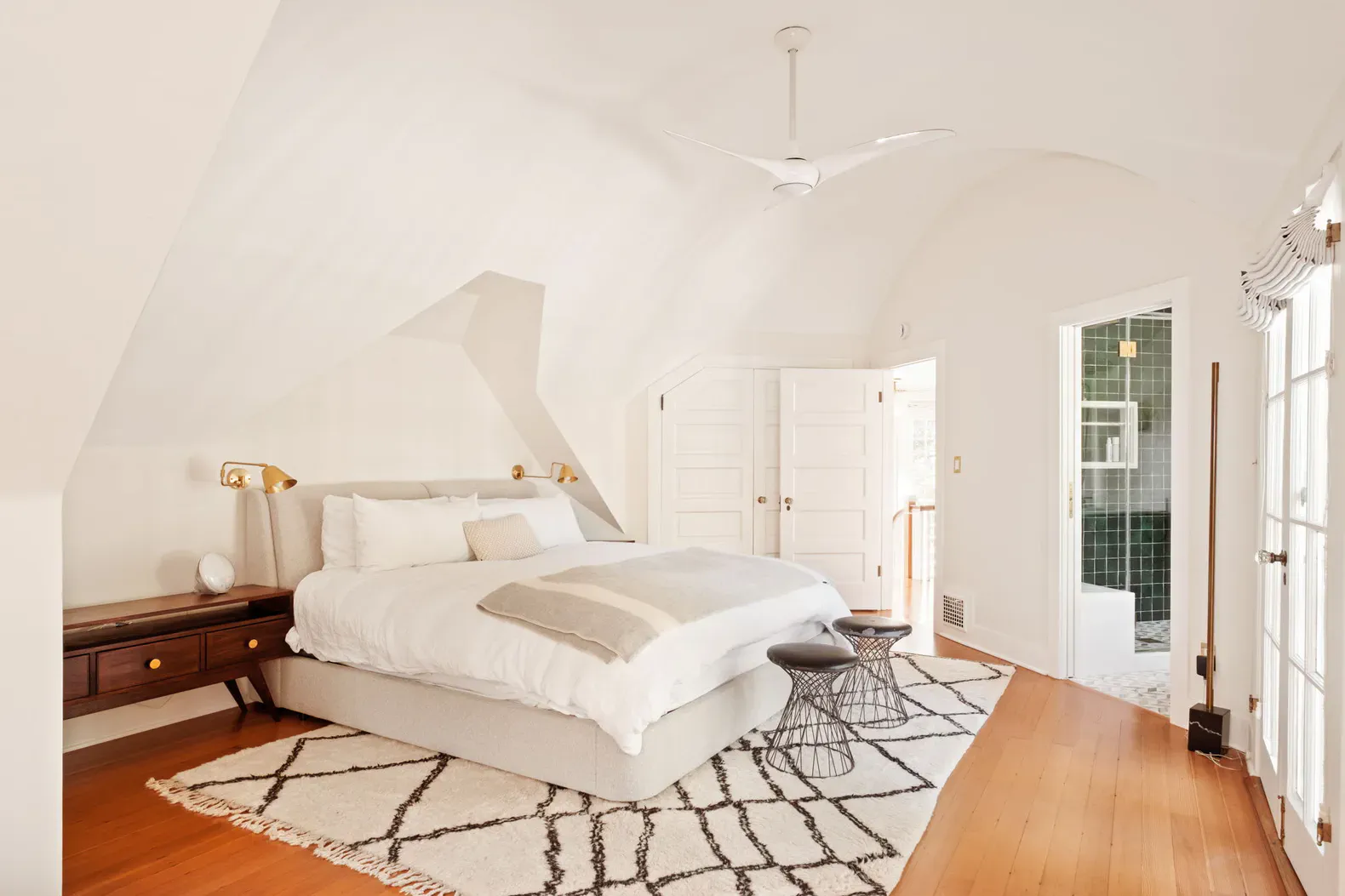 Amber Grove — Los Angeles, CA — vacation rental