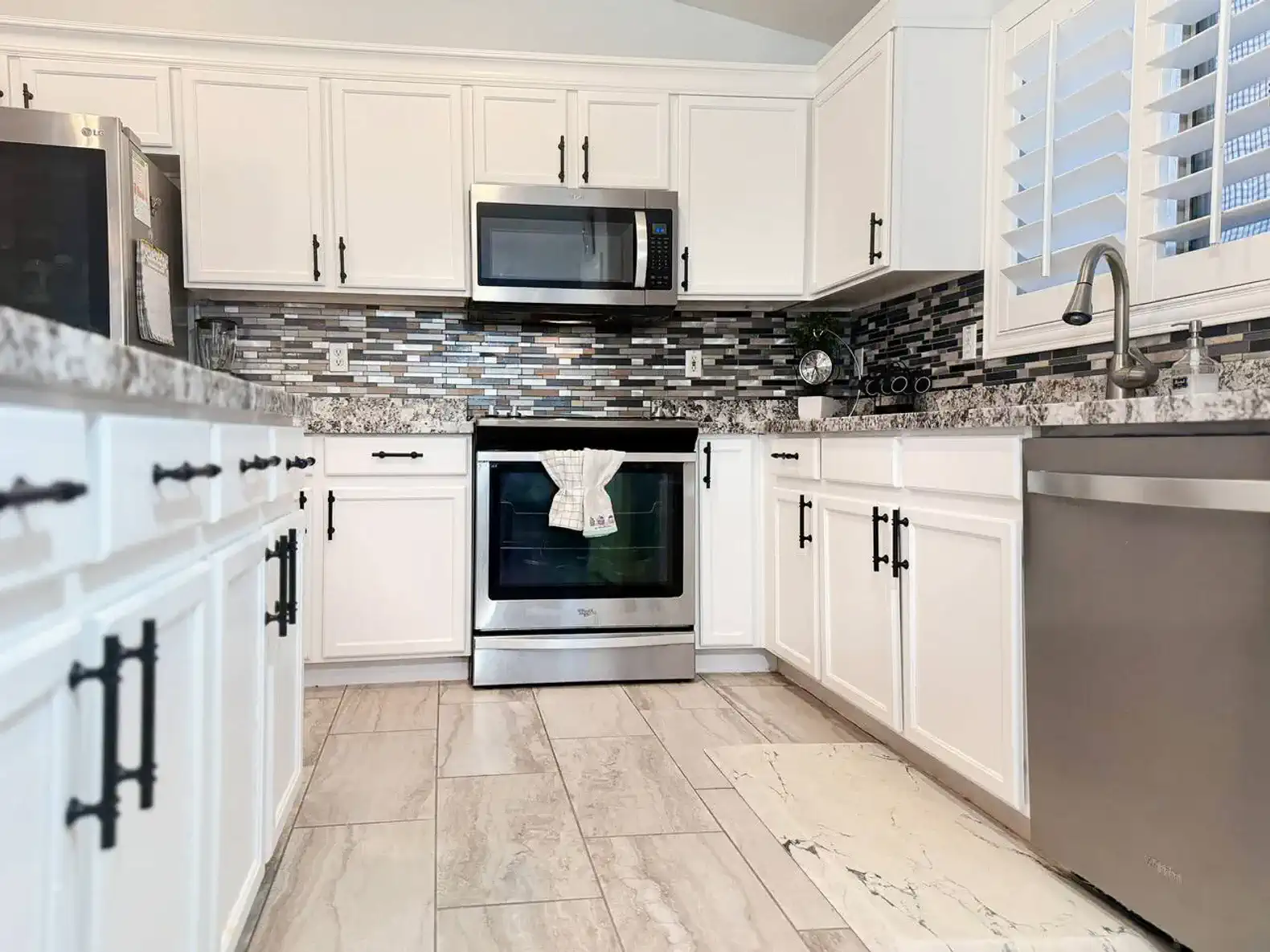 NO FEES! Civic Centre: Resort Oasis + Open Kitchen – photo 12