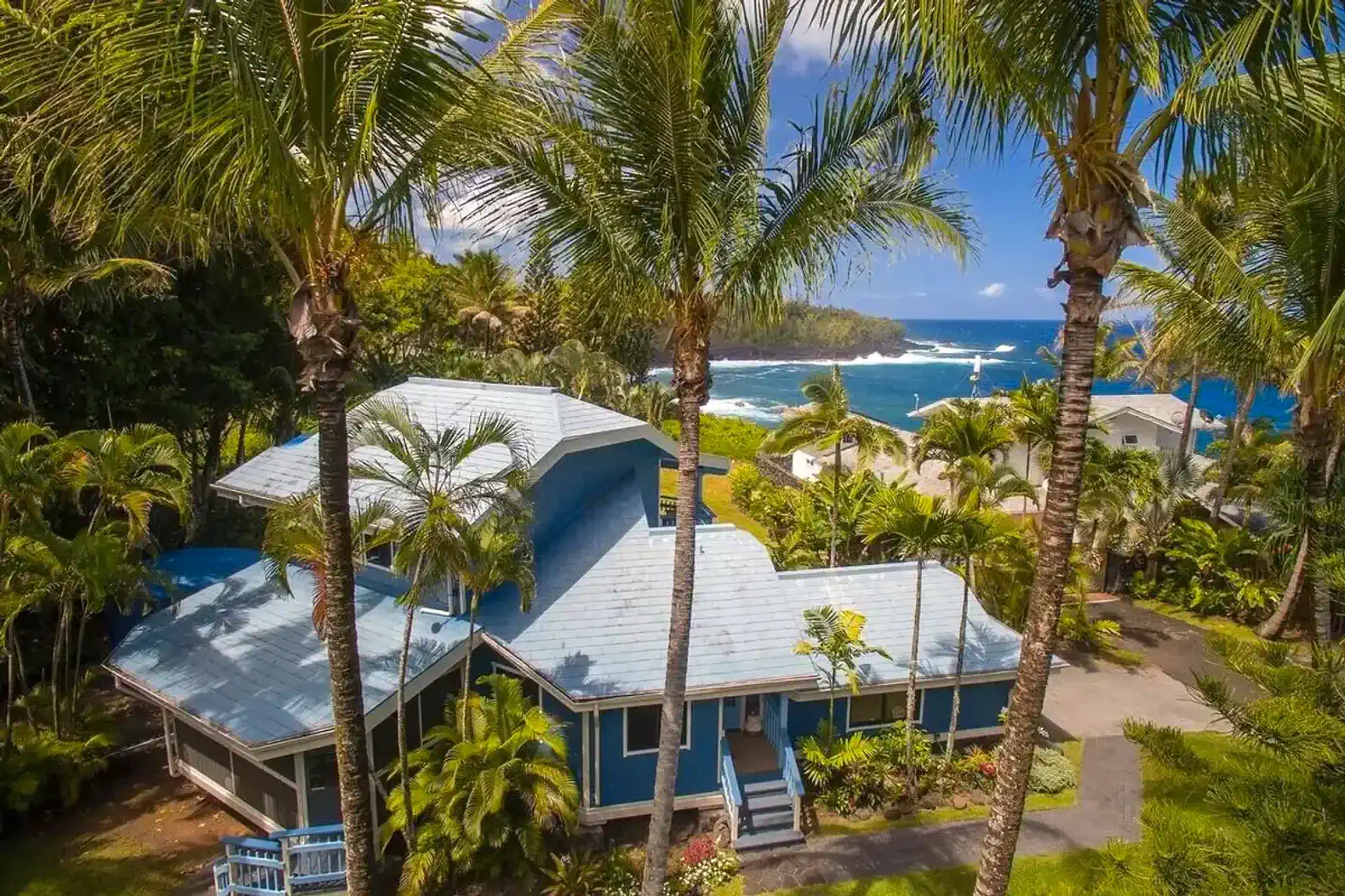 black sand beach house, ocean view