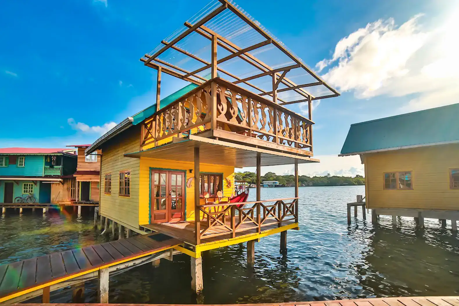 Charming bungalow on stilts with a spacious deck overlooking the water