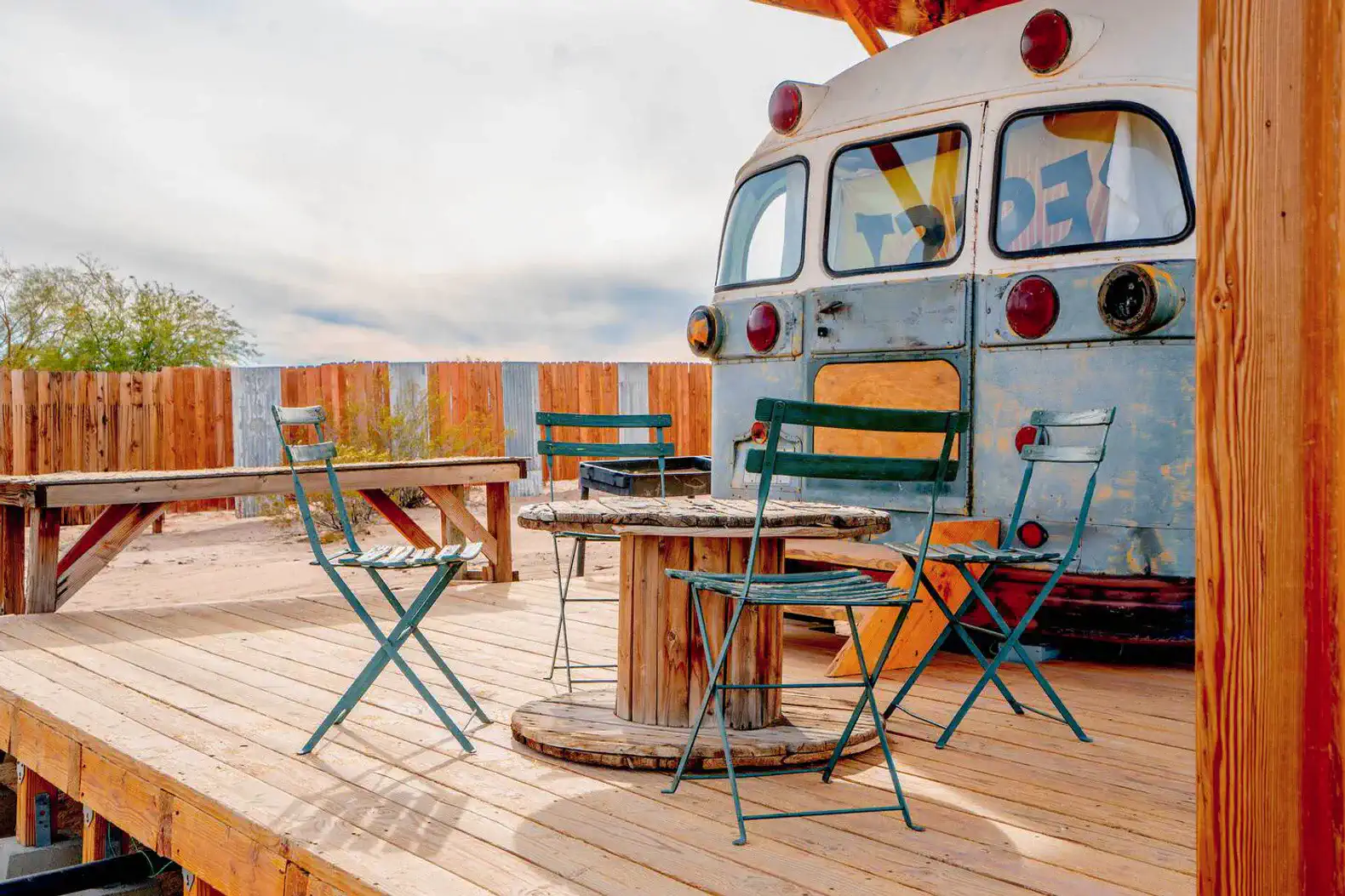 Desert's Edge – photo 8