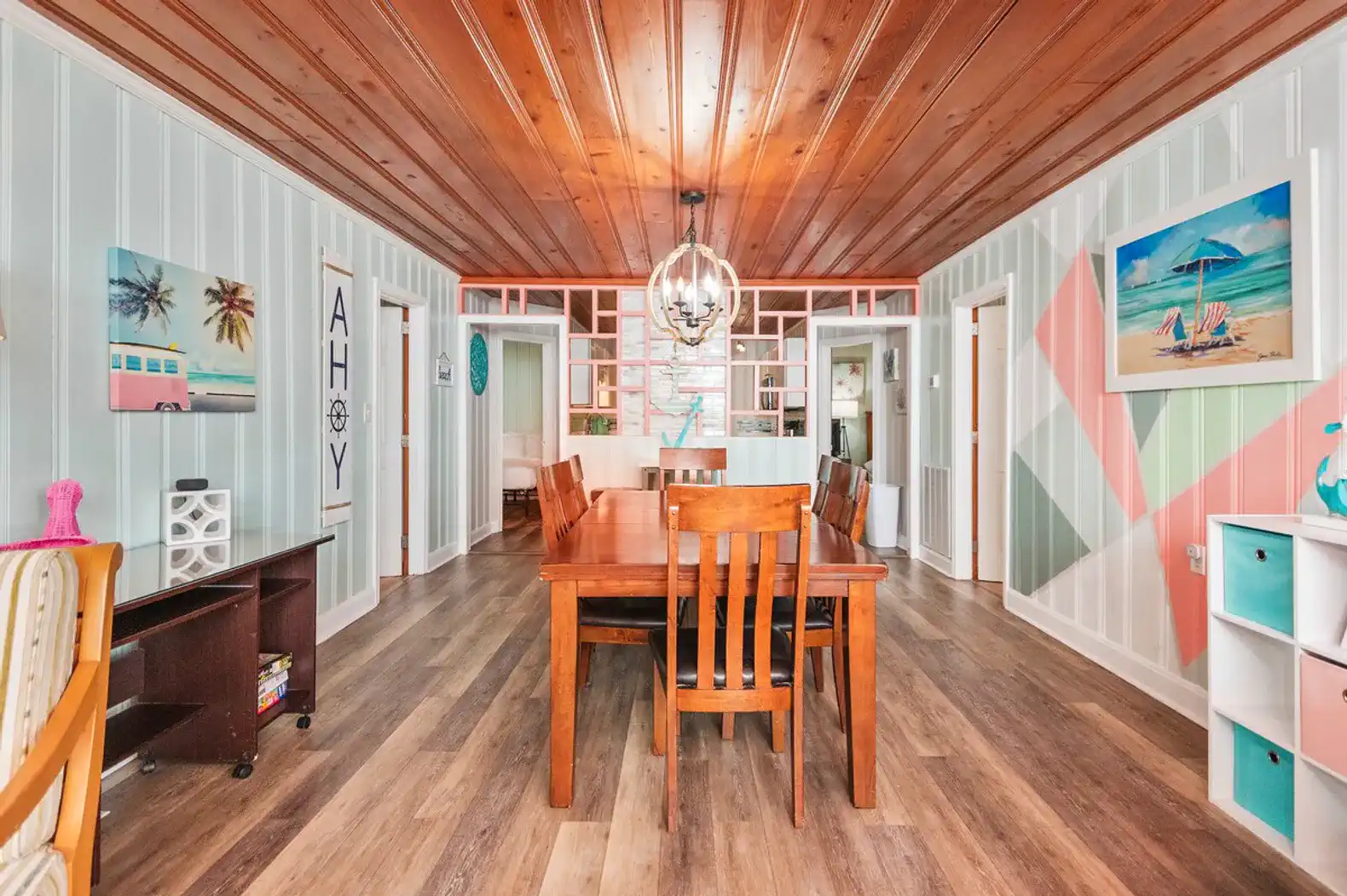All DOGS welcome! Large saltwater pool, PRIME location – photo 20