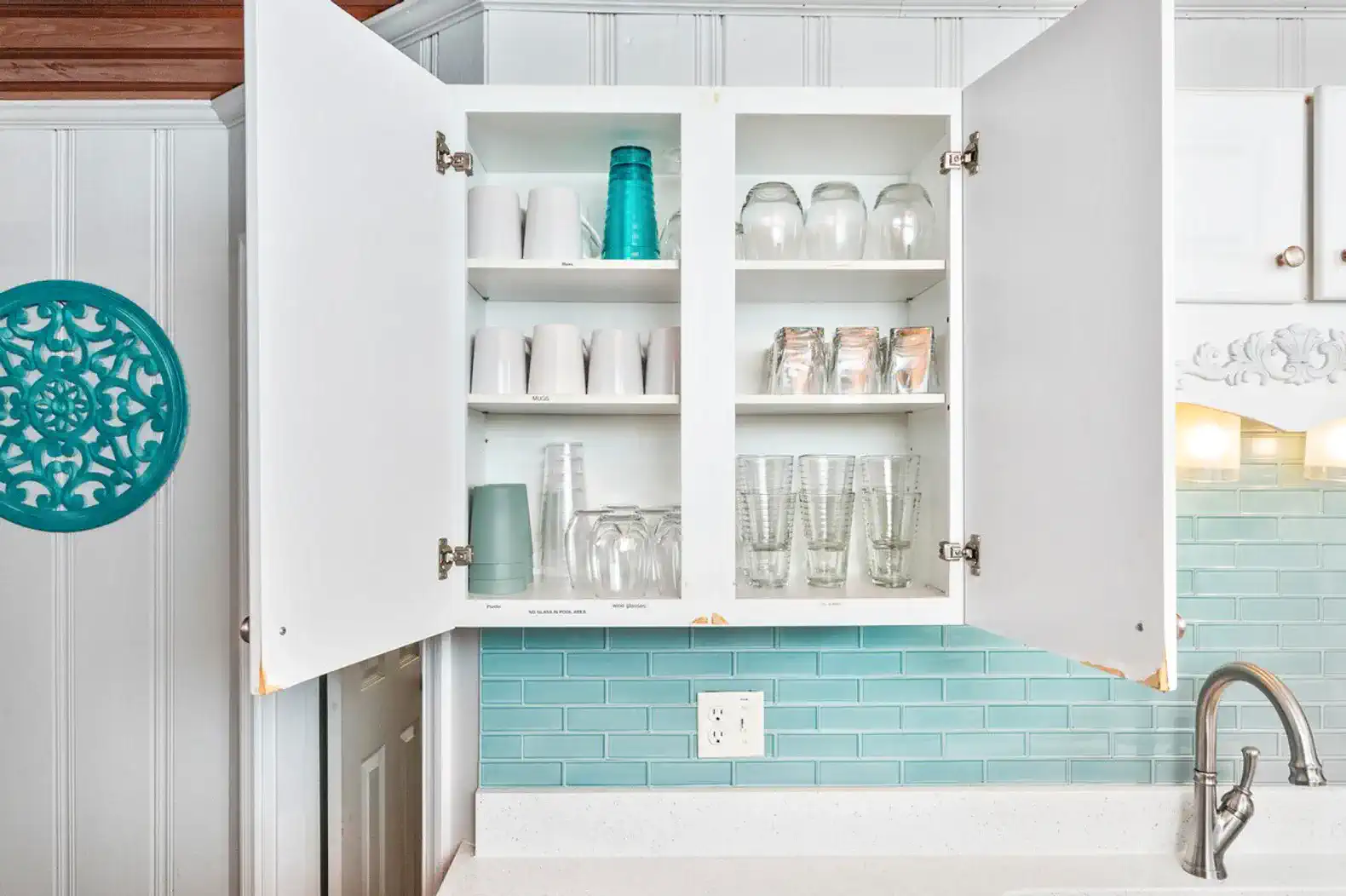 All DOGS welcome! Large saltwater pool, PRIME location – photo 17