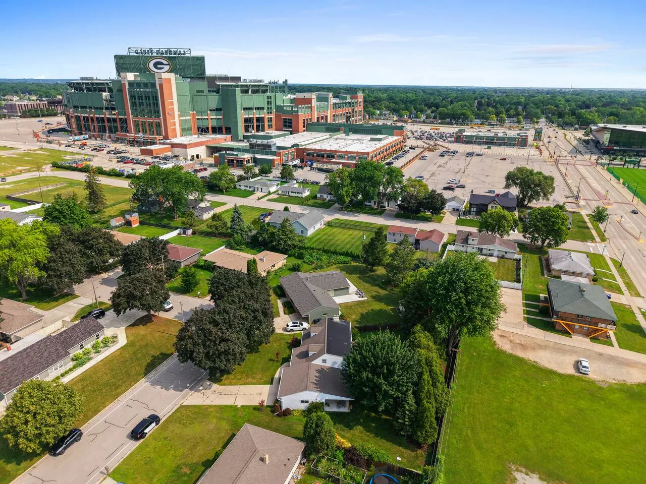 Steps to Lambeau – photo 2