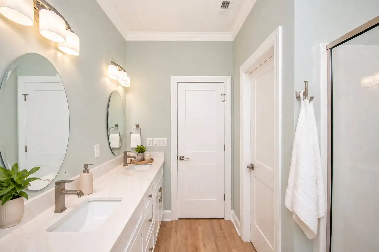 Large Bathroom with Double Vanity