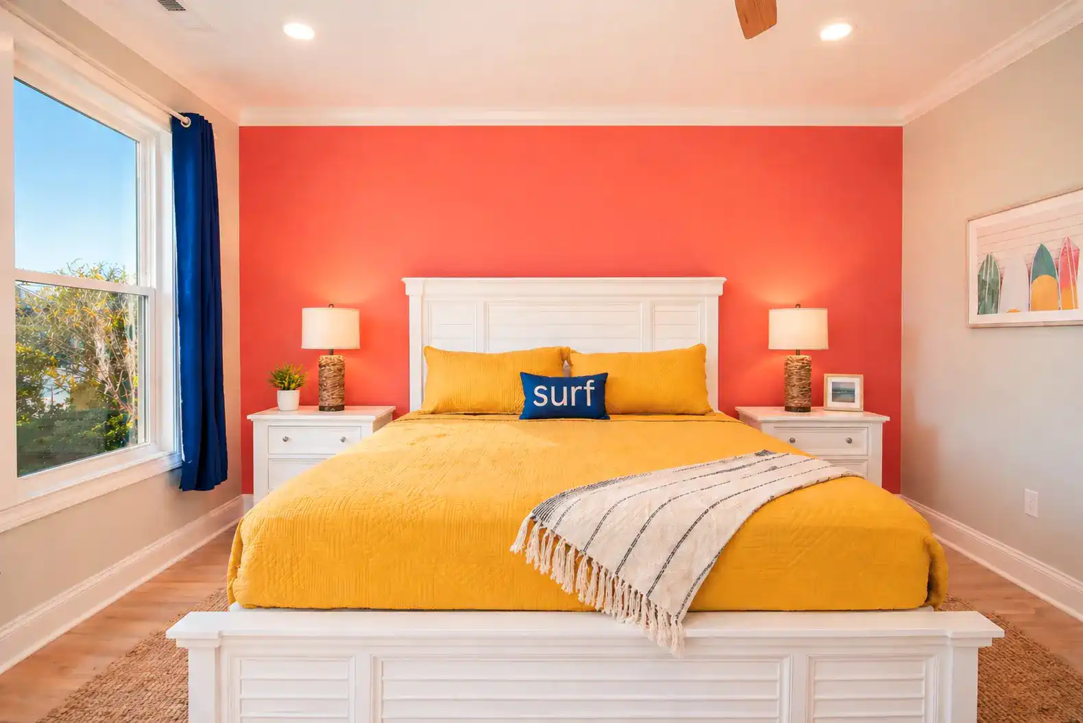Slater's Suite-Named after Famous World Champion Kelly Slater.  King Bedroom with closet and attached En Suite bathroom with shower/tub.  Located on the Lower Level.