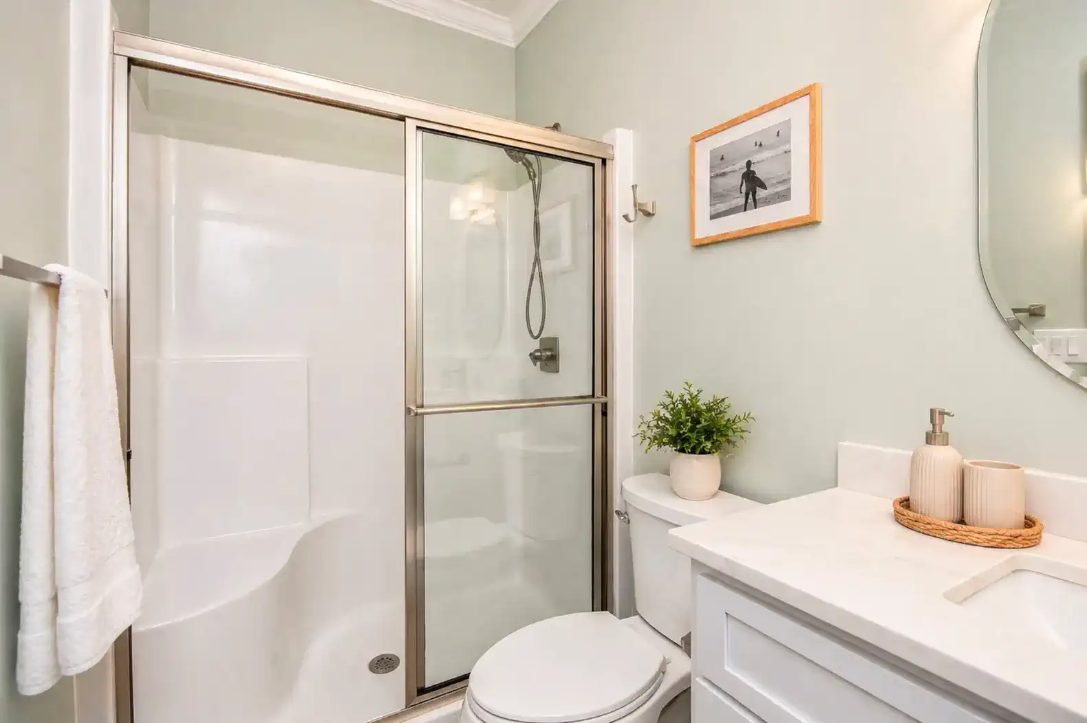 Gidget's Bathroom with Shower with bench seat