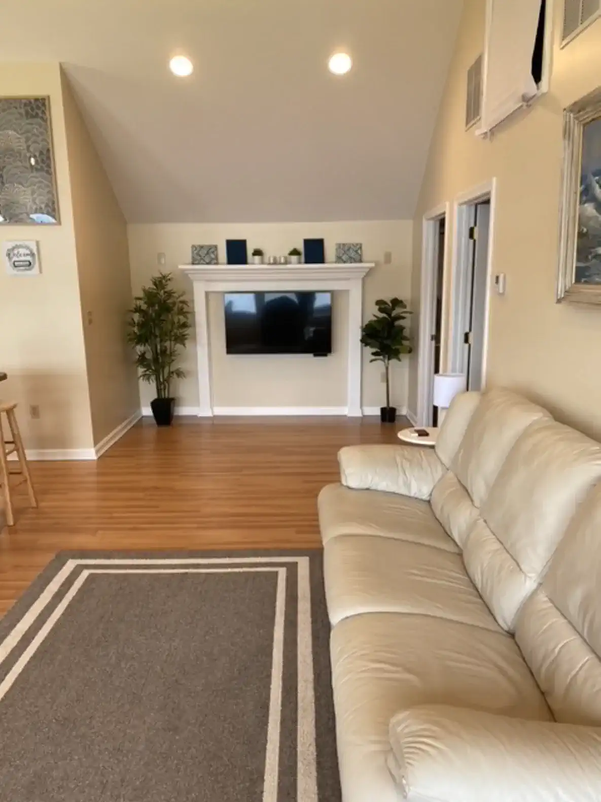 Waterfront Cottage photo 6