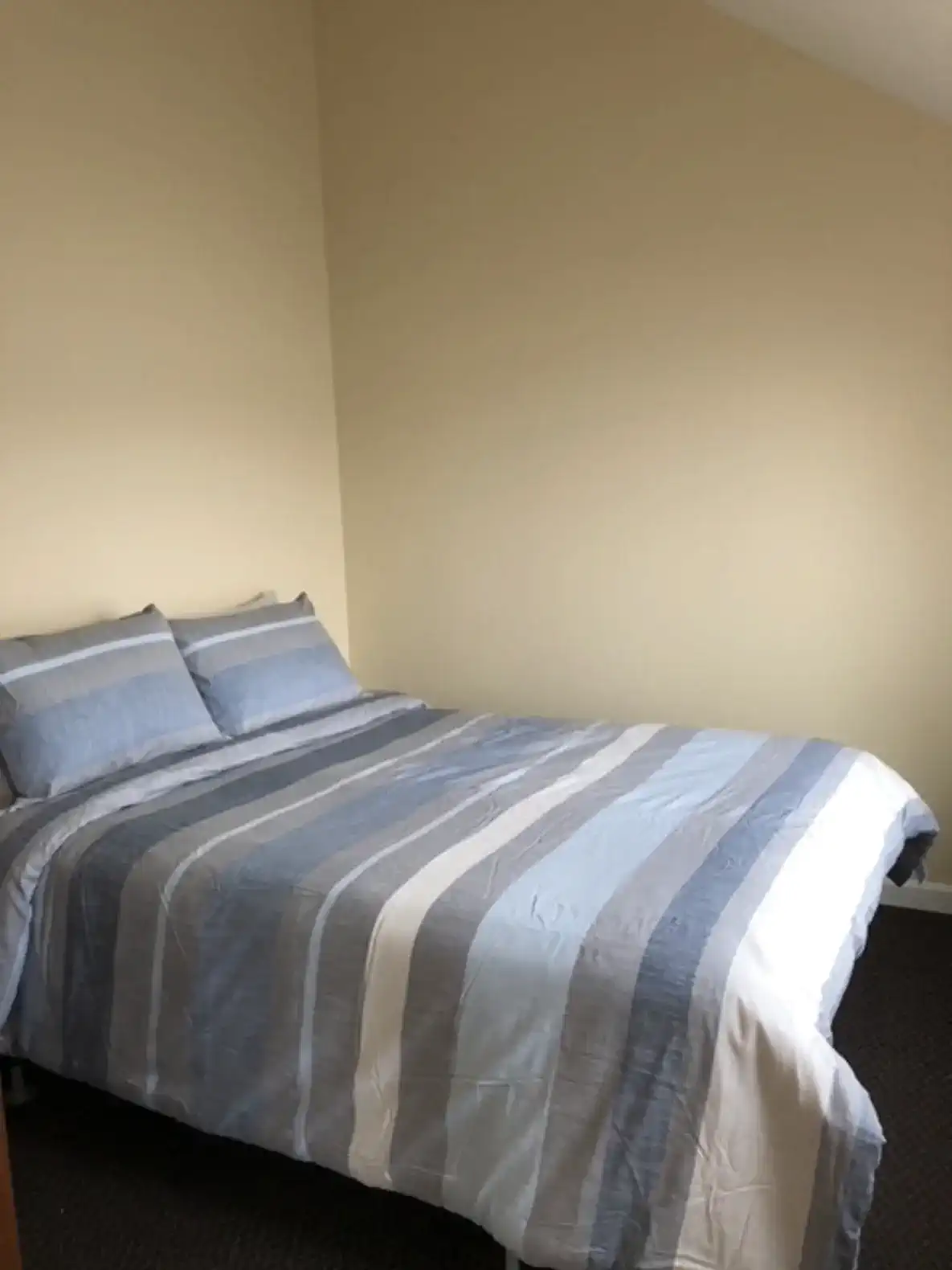 Waterfront Cottage photo 2