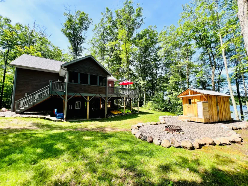 Welcome to Cattail Chalet