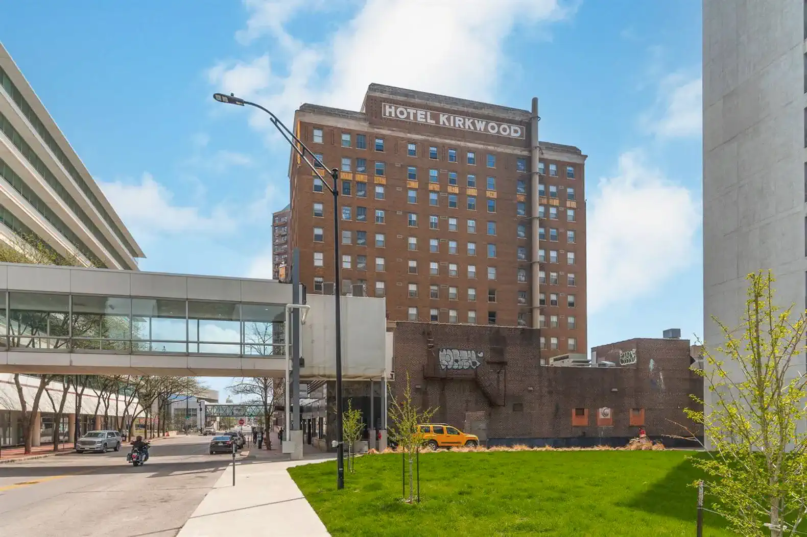 Welcome to the iconic Hotel Kirkwood building, located in the heart of downtown and connected to the skywalk system.