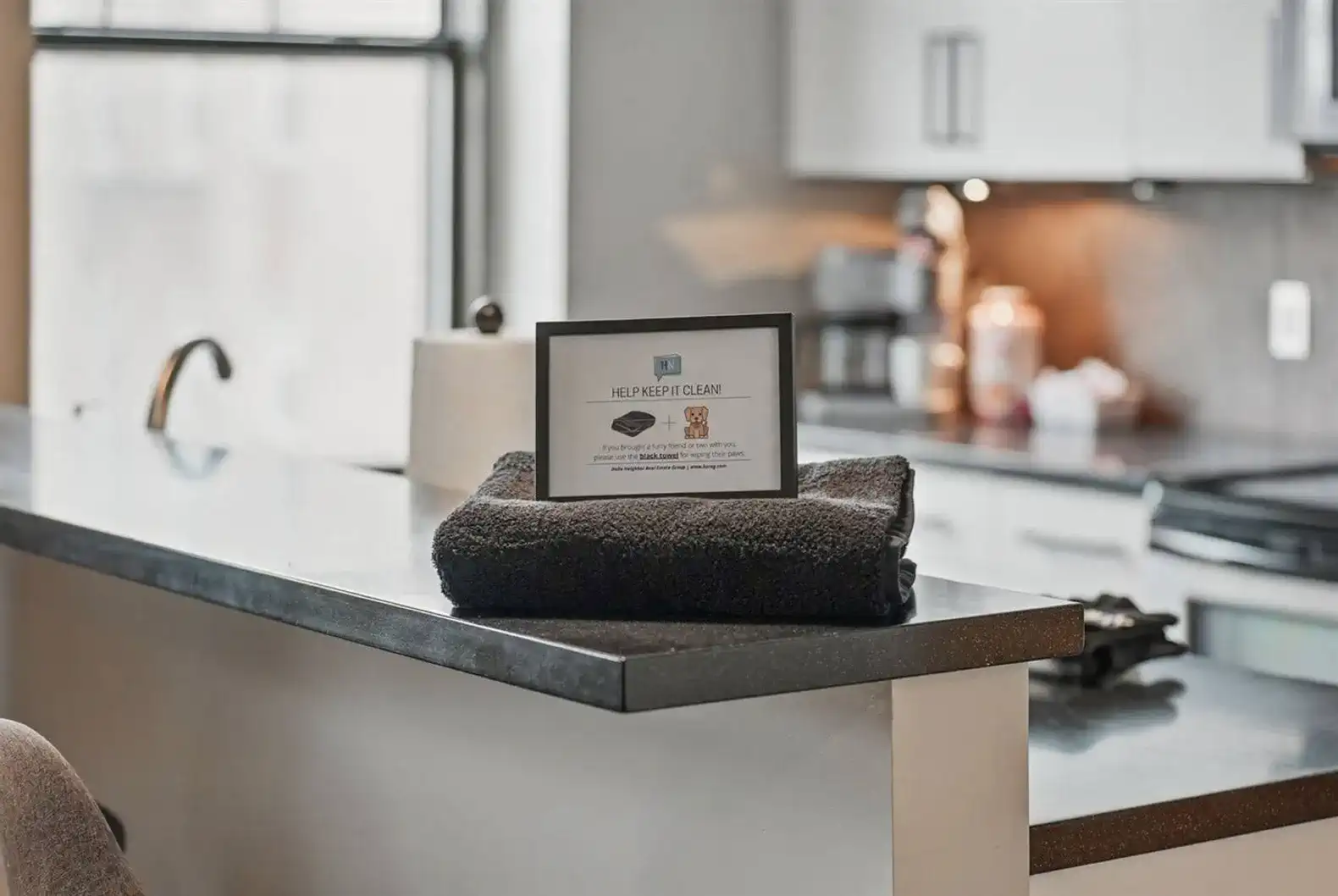 We love your furry friends too—complimentary towel for wiping paws included to help keep your space clean and cozy.