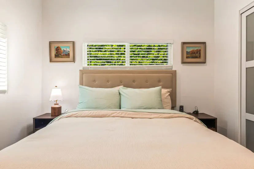 Queen guest bedroom