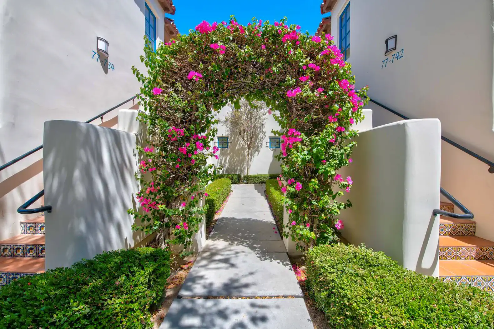Luxury 2BR at Legacy Villas