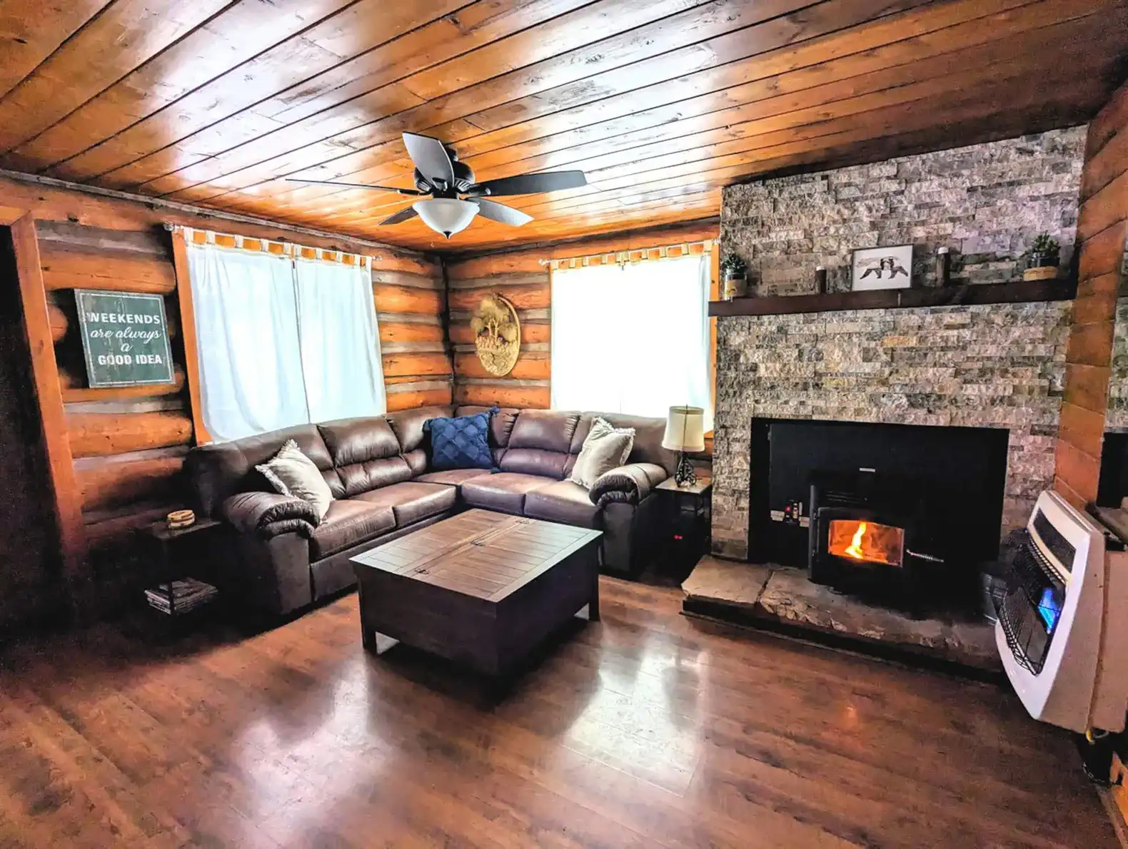 Cozy Cub Log Cabin – photo 2