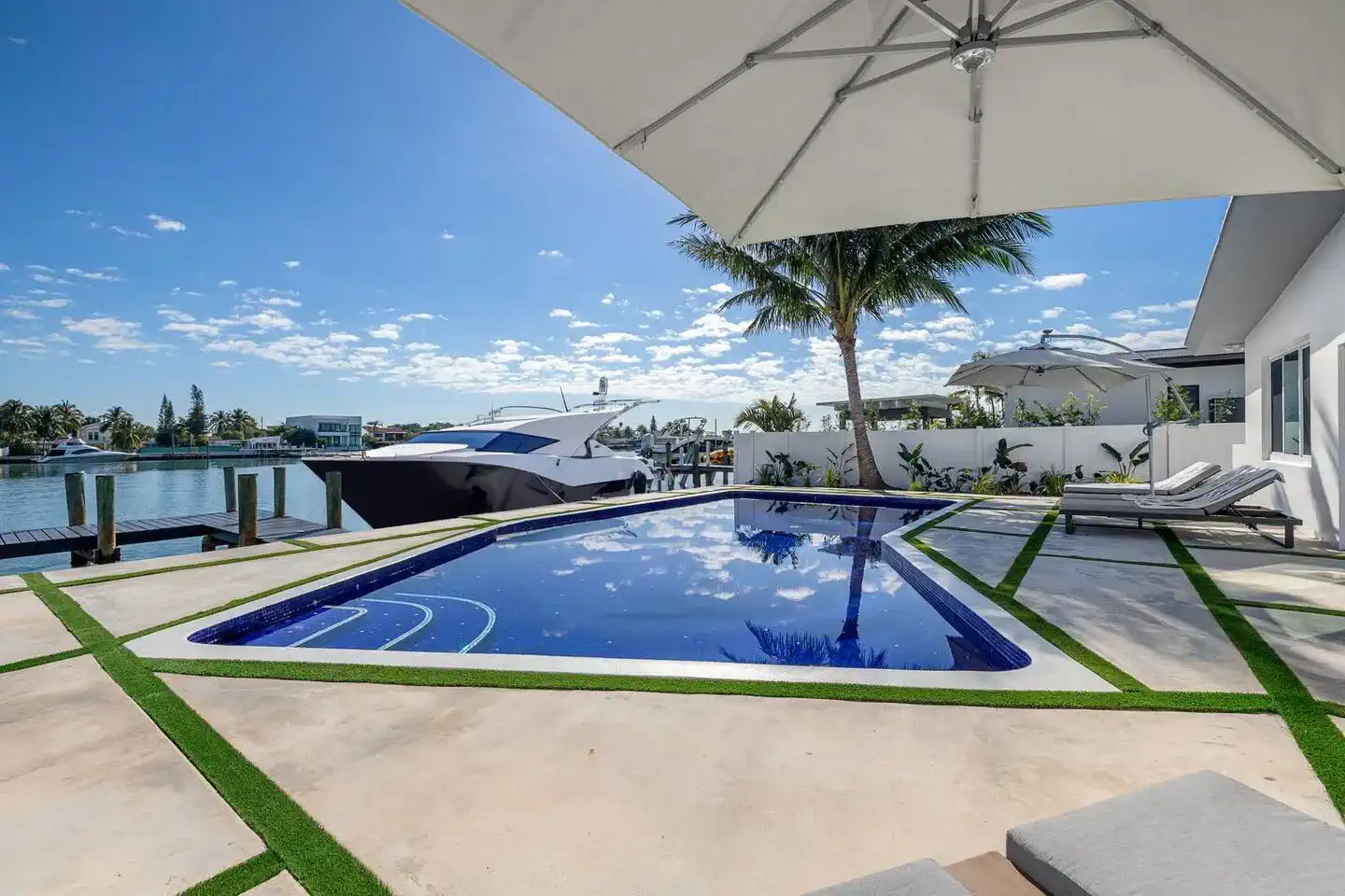 Manor frente al mar en Miami – foto 1
