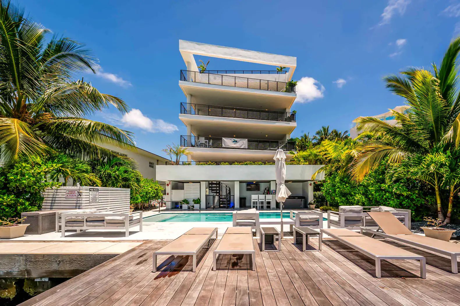 Bayview Villa – photo 1