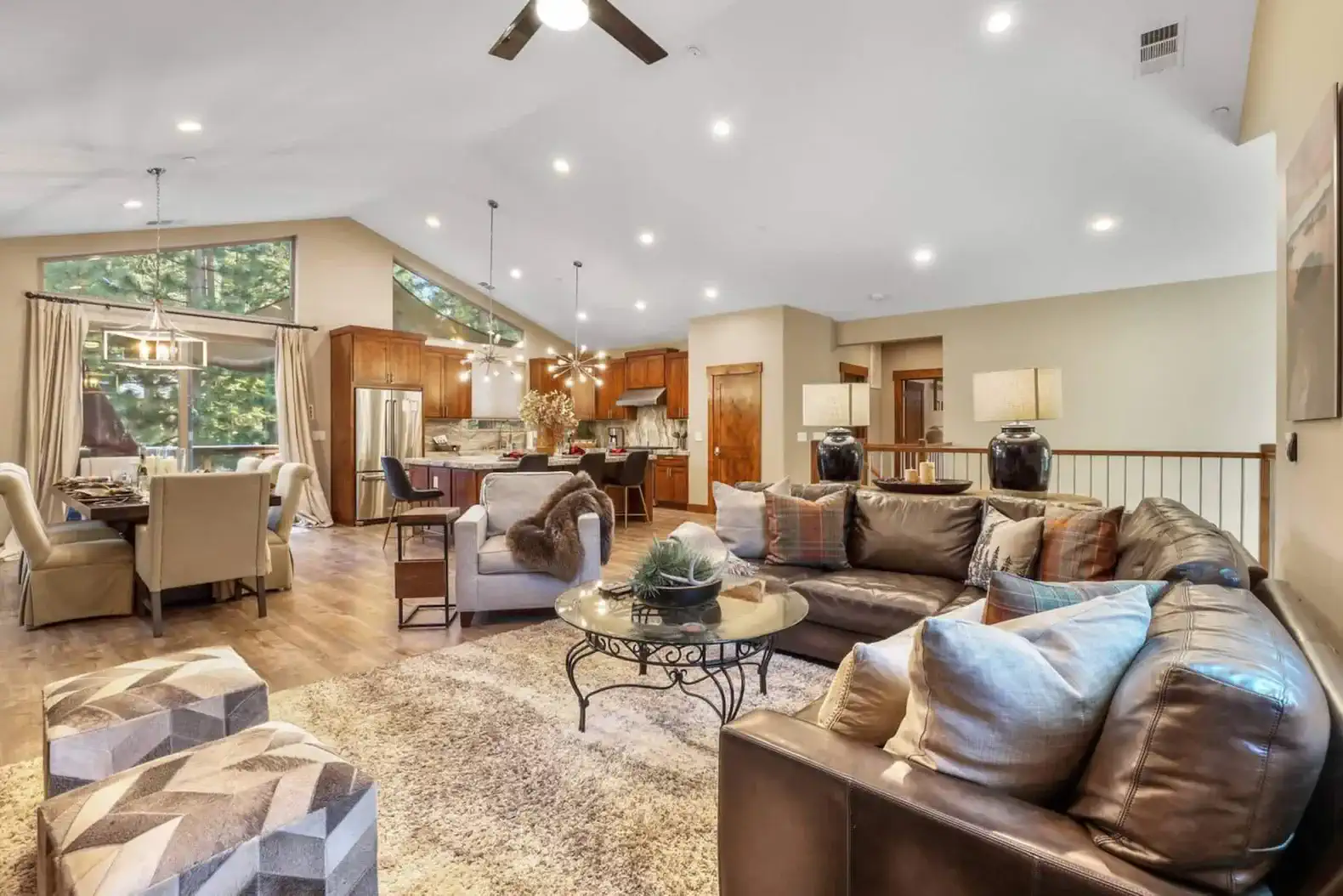Lux Cabin – photo 2