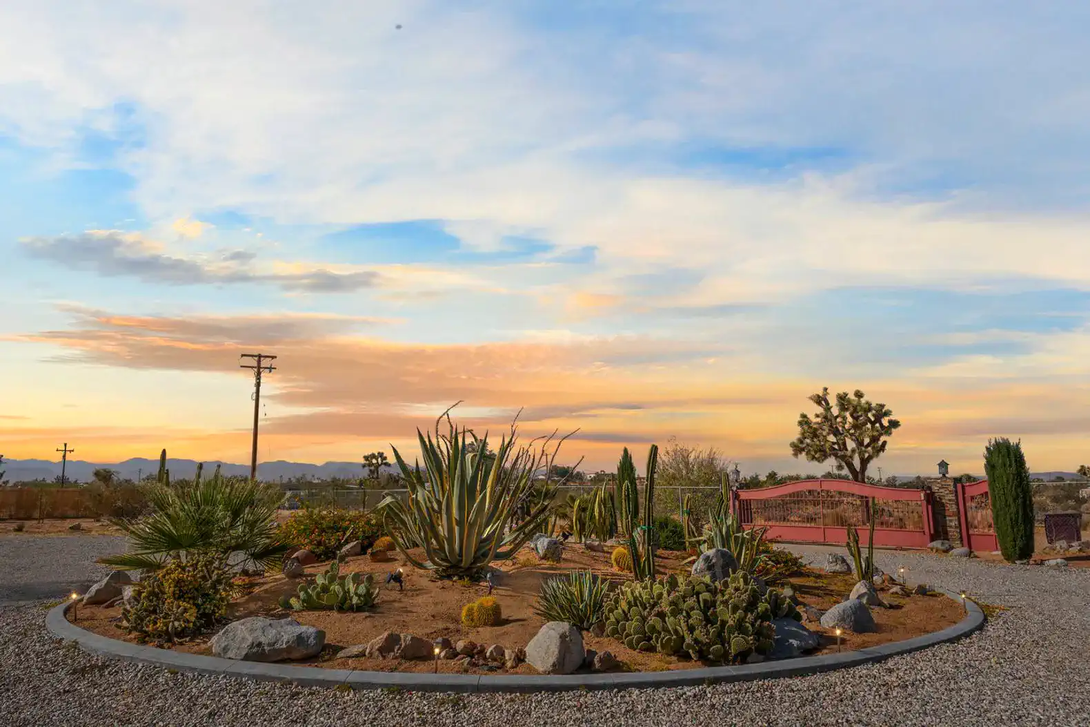 Starlite Casita - Charming Renovated Cabin + Spa – photo 22