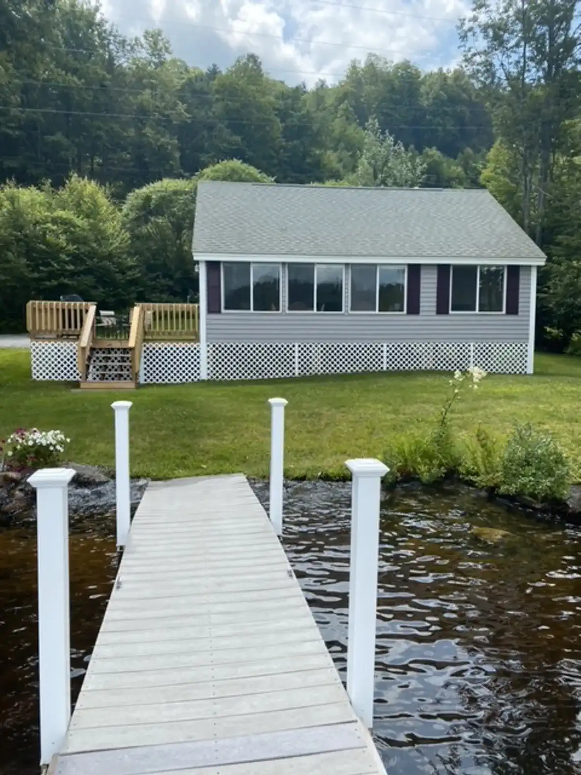 Waterfront Cottage – photo 1