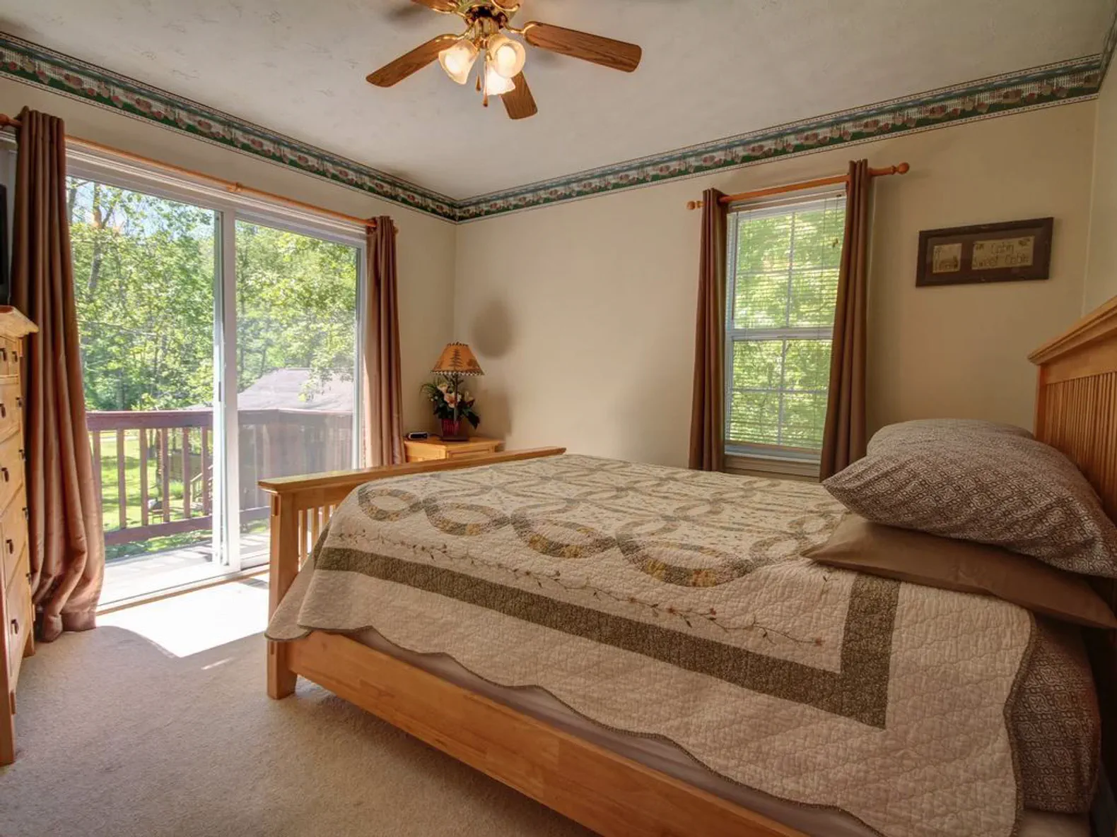 Bear Valley Riverfront cabin on Shenandoah River — Luray, VA — vacation rental