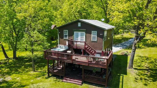 Photo of Bear Valley Riverfront cabin on Shenandoah River