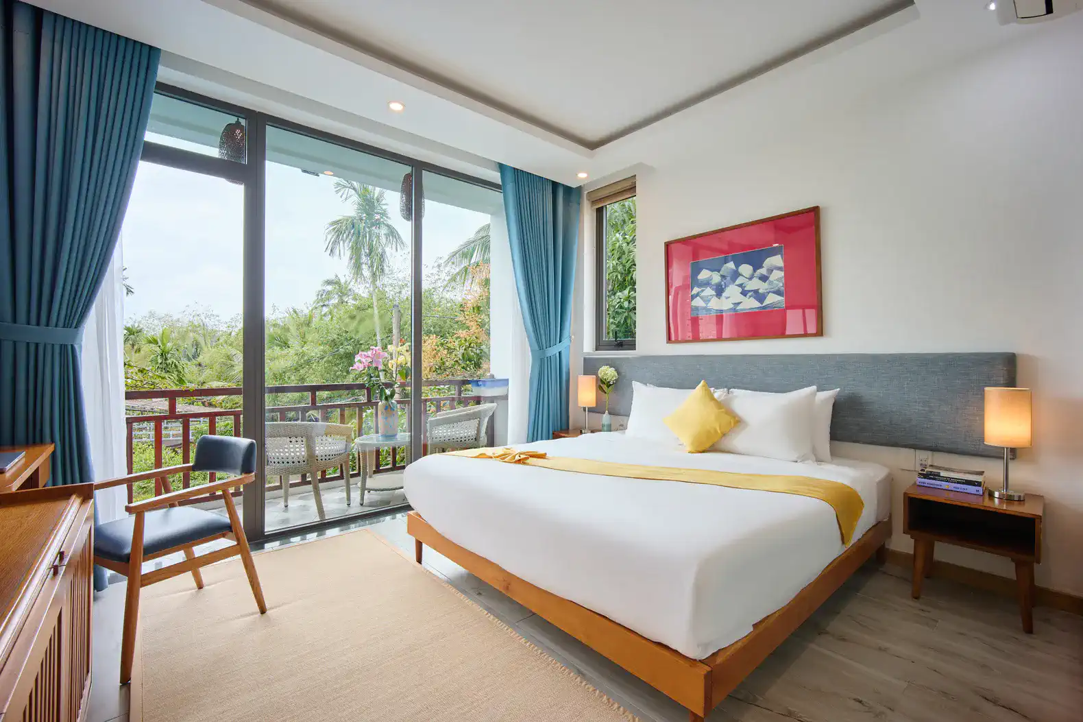 Chiều Hạ's Room with Balcony photo 6