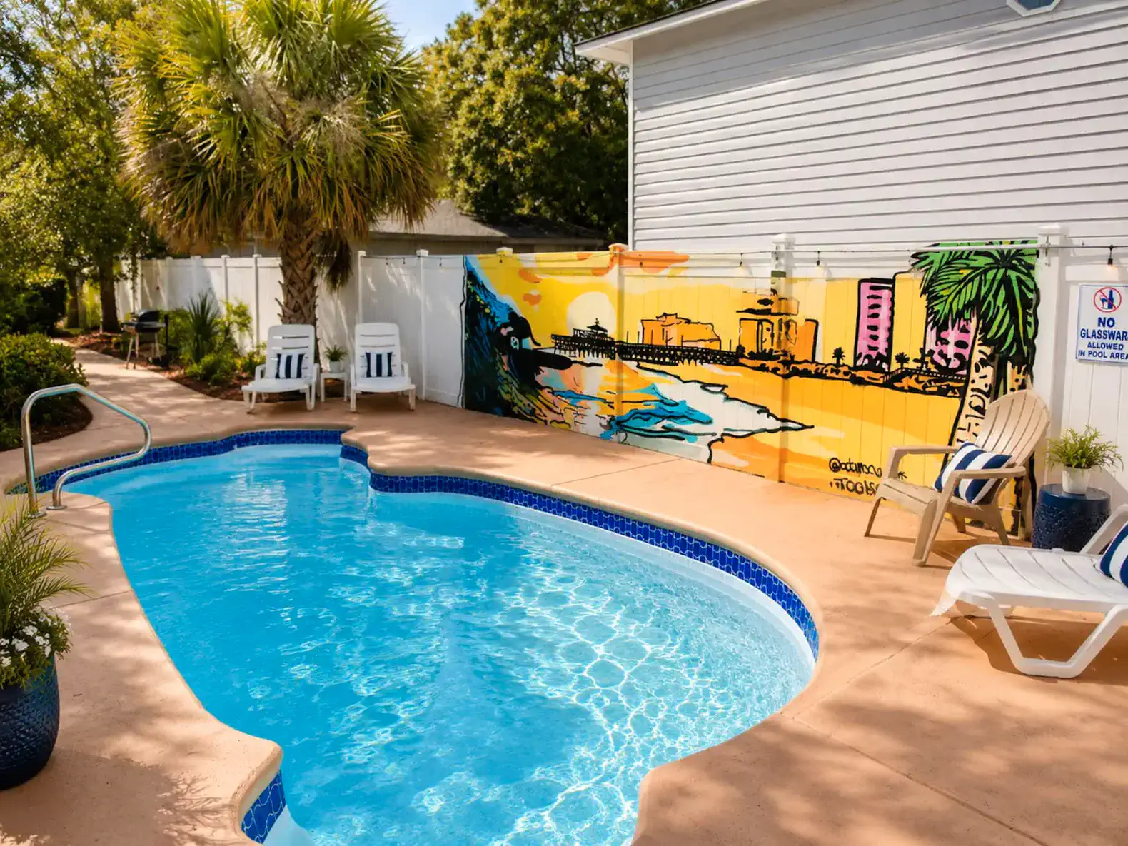 4BRs/2Ba, 1 Min Walk to Beach, Pool, Dog Friendly! photo 2
