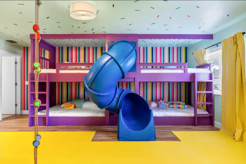 Perfeito para famílias, amigos ou qualquer um que ame um pouco de competição amigável, este espaço foi feito para risadas, memórias e diversão até tarde da noite. ✨