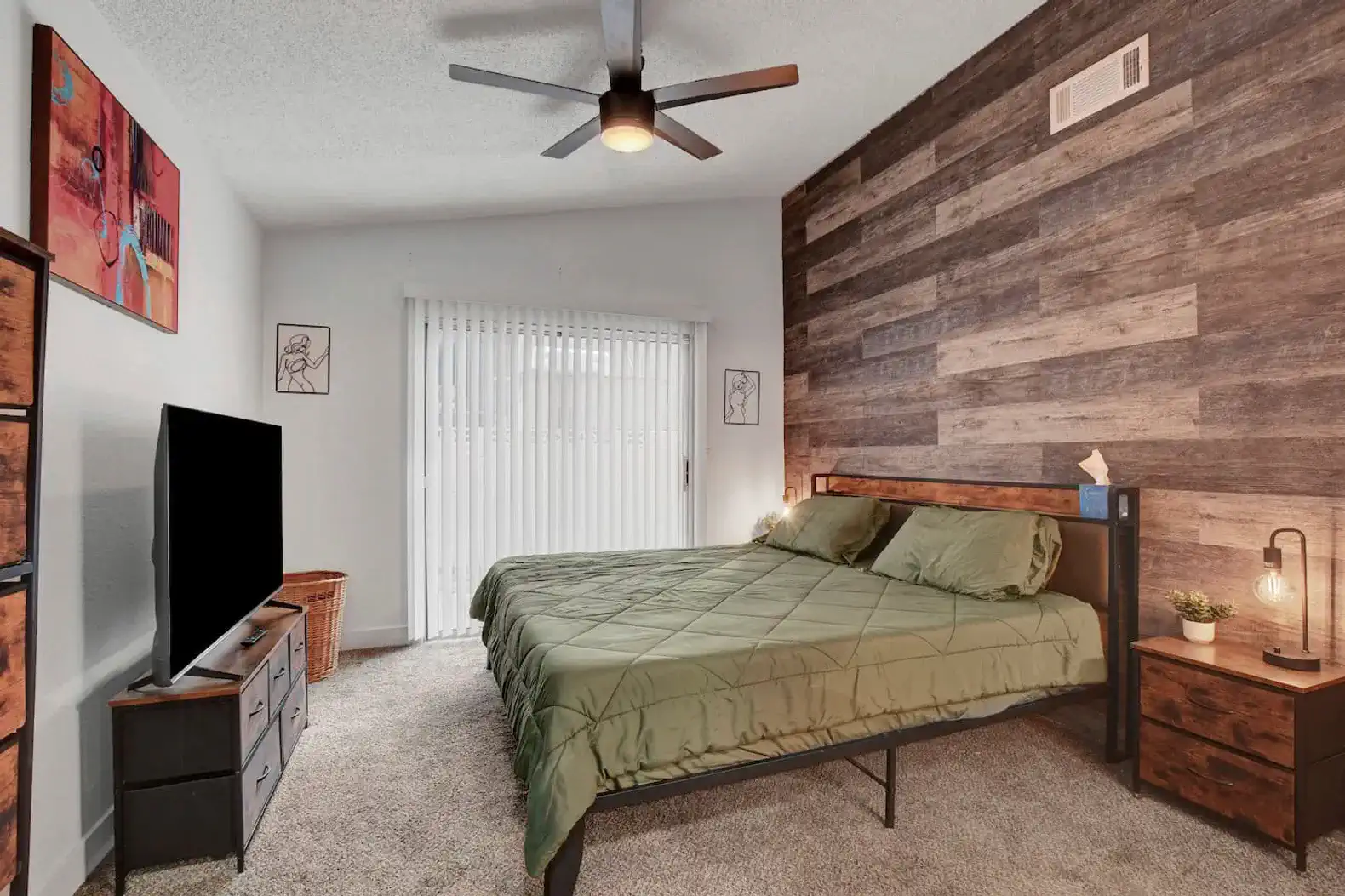New! The Casita Sol, Fireplace, Backyard, Quiet photo 2
