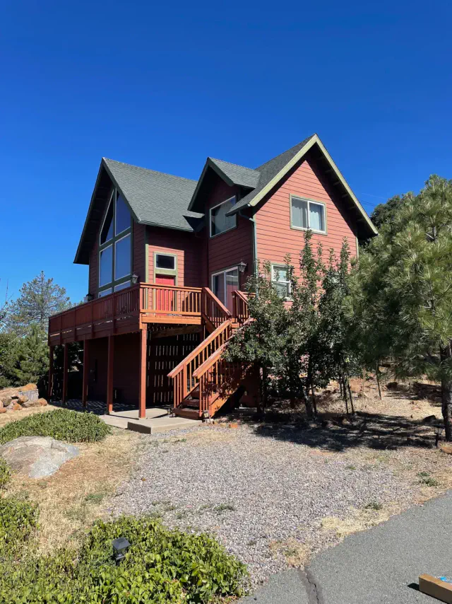 Photo of Hansen's Hideaway