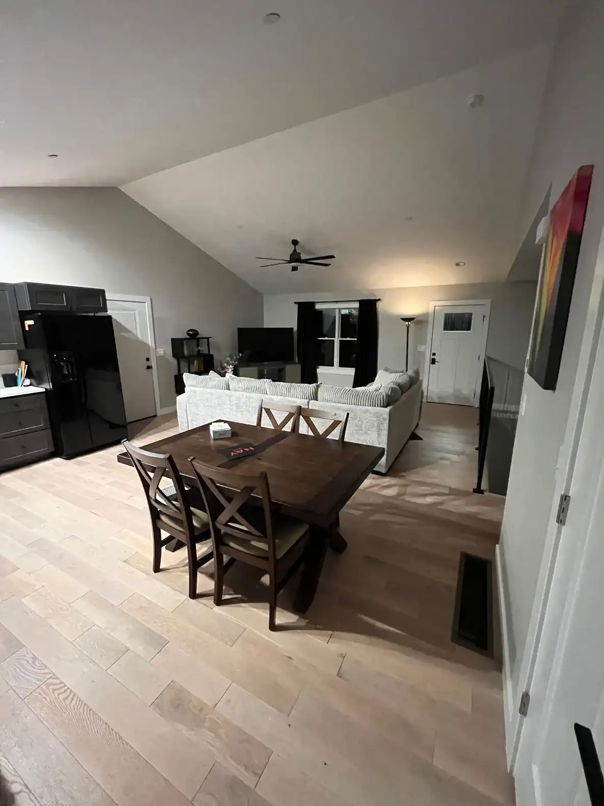Contemporary Condo (Copy) – photo 1