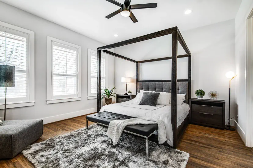 2nd master bedroom with King canopy bed