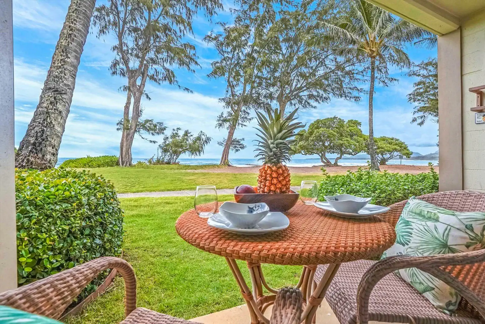 Islander on the Beach 153 Direct Oceanfront Studio – photo 1