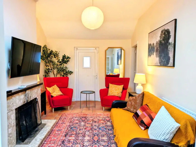 Charming Features of Dundrum Mill Cottage