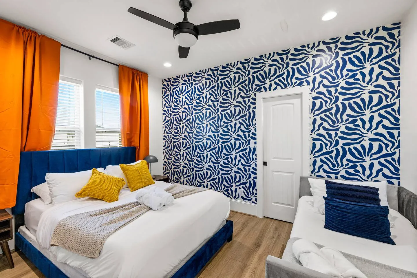 Luxury Rooftop Escape w/ Mini Golf & Movie Nights — Houston, TX — vacation rental